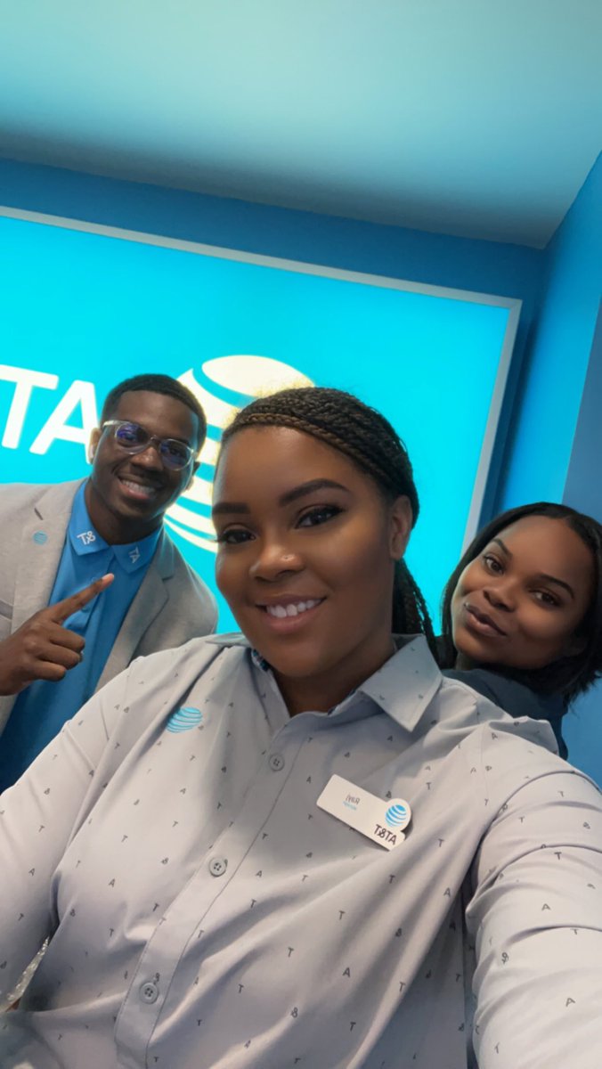 Welcoming another AuroraAllstar member to Twitter Emjay👏🏽👏🏽👏🏽👏🏽👏🏽‼️‼️‼️‼️ 
 @ATTEMJAYTHEGOAT @GreaterLakesMkt @BrianWest_GLM @ShawnAurora4412 @shawnglinski