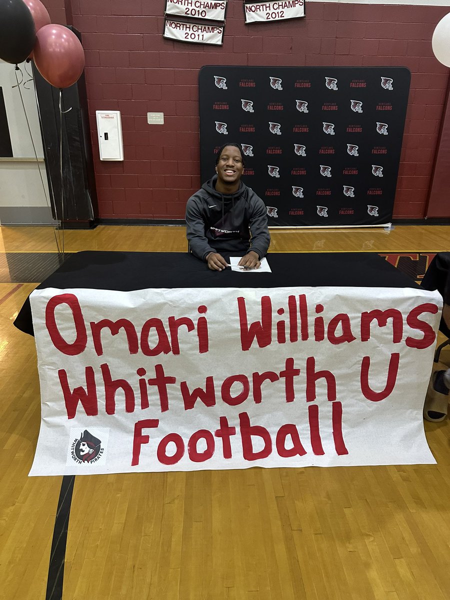 official... can't wait to be on campus! <a href="/CoachAlexLand/">Alex Land</a> <a href="/coachsandberg/">Rod Sandberg</a> <a href="/WhitworthFB/">Whitworth FB</a> <a href="/colehinrichs16/">Cole Hinrichs</a> #pirates