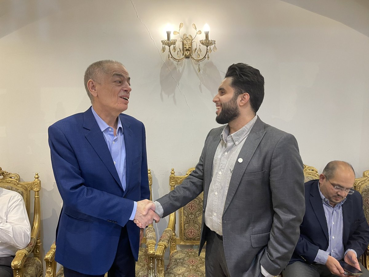 nazer_fareed's tweet photo. تشرفت اليوم وبكل فخر بلقاء سفير المملكة الاردنية الهاشمية بالمملكة العربية السعودية 
معالي السفير علي كايد 🇯🇴 https://t.co/IonGsKQ5H0
