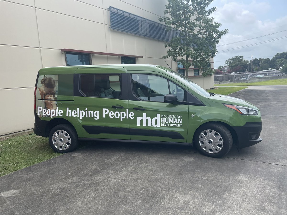 mayorcantrell's tweet image. Addressing public safety as a matter of public health means addressing the root causes, which oftentimes includes mental health. Today, I joined leaders and partners to officially launch the New Orleans Mobile Crisis Intervention Unit! 💪💙