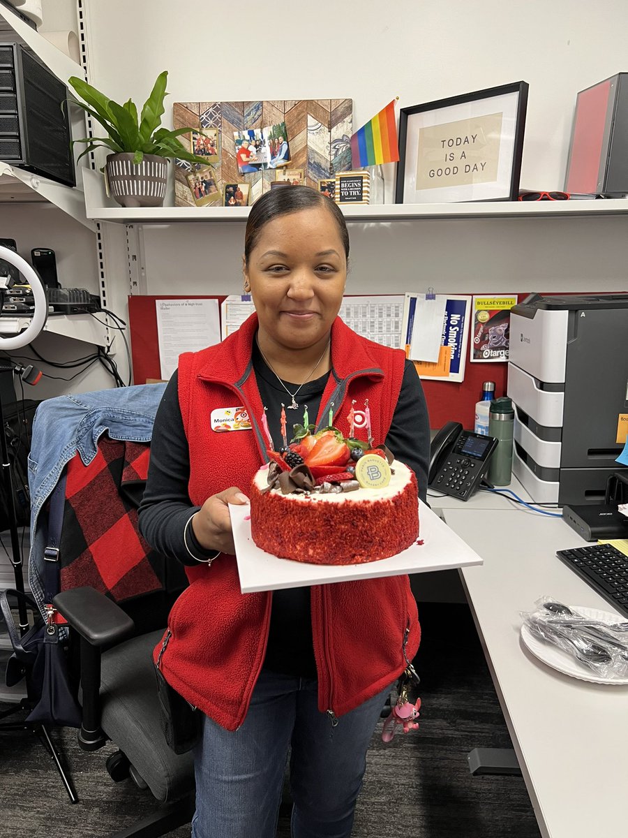 Happy birthday to TL Monica from the 3394 team! Hope you have a great day!! @bedoya1715