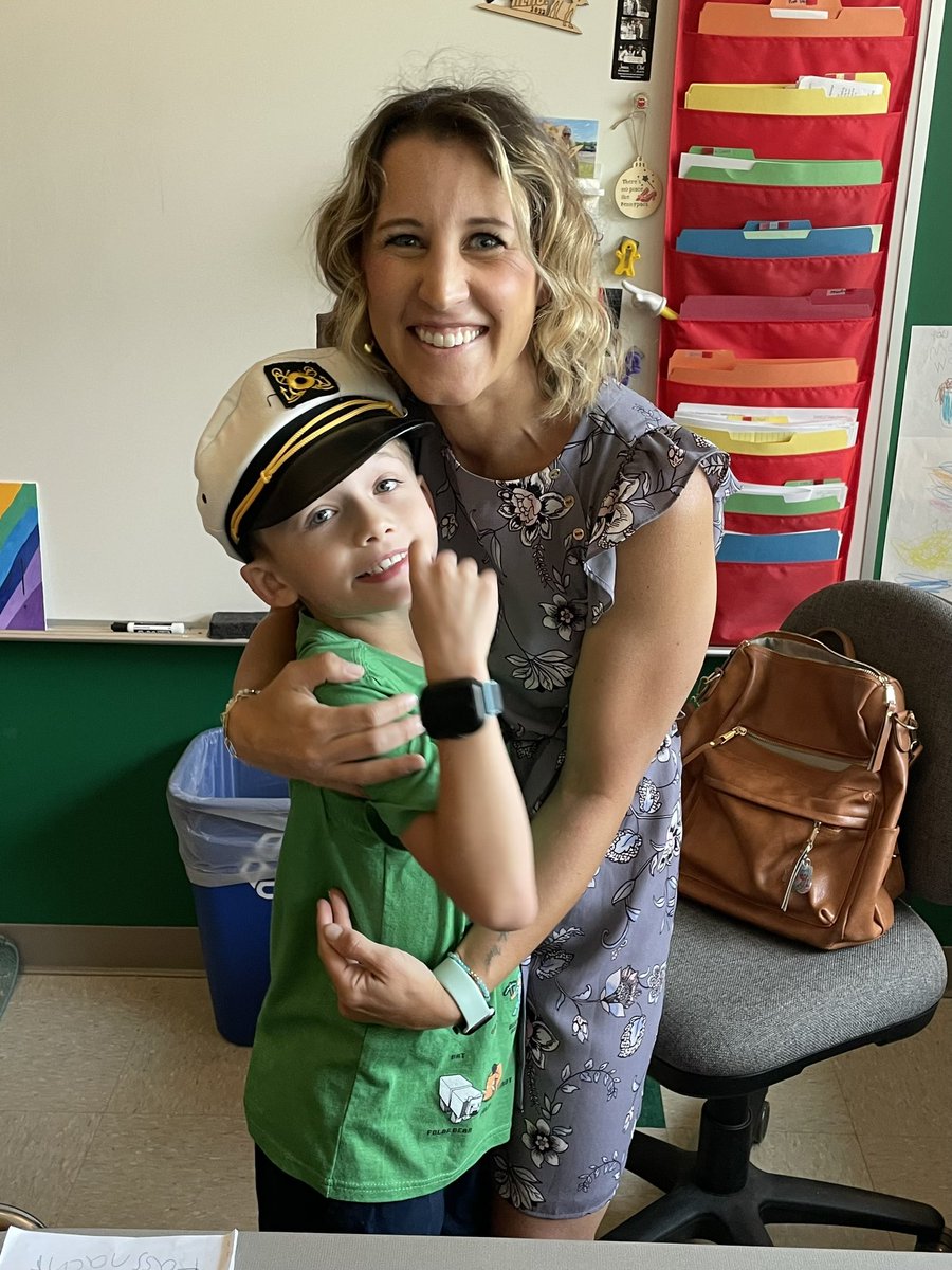 Mrs. Flack tweet media