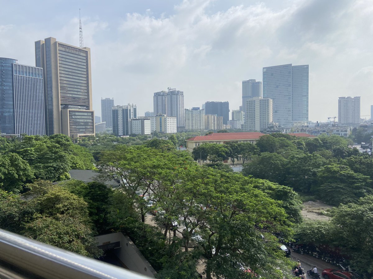 duyhung2h's tweet photo. Gm

Same view as yesterday but sunny https://t.co/kngYqUUFug