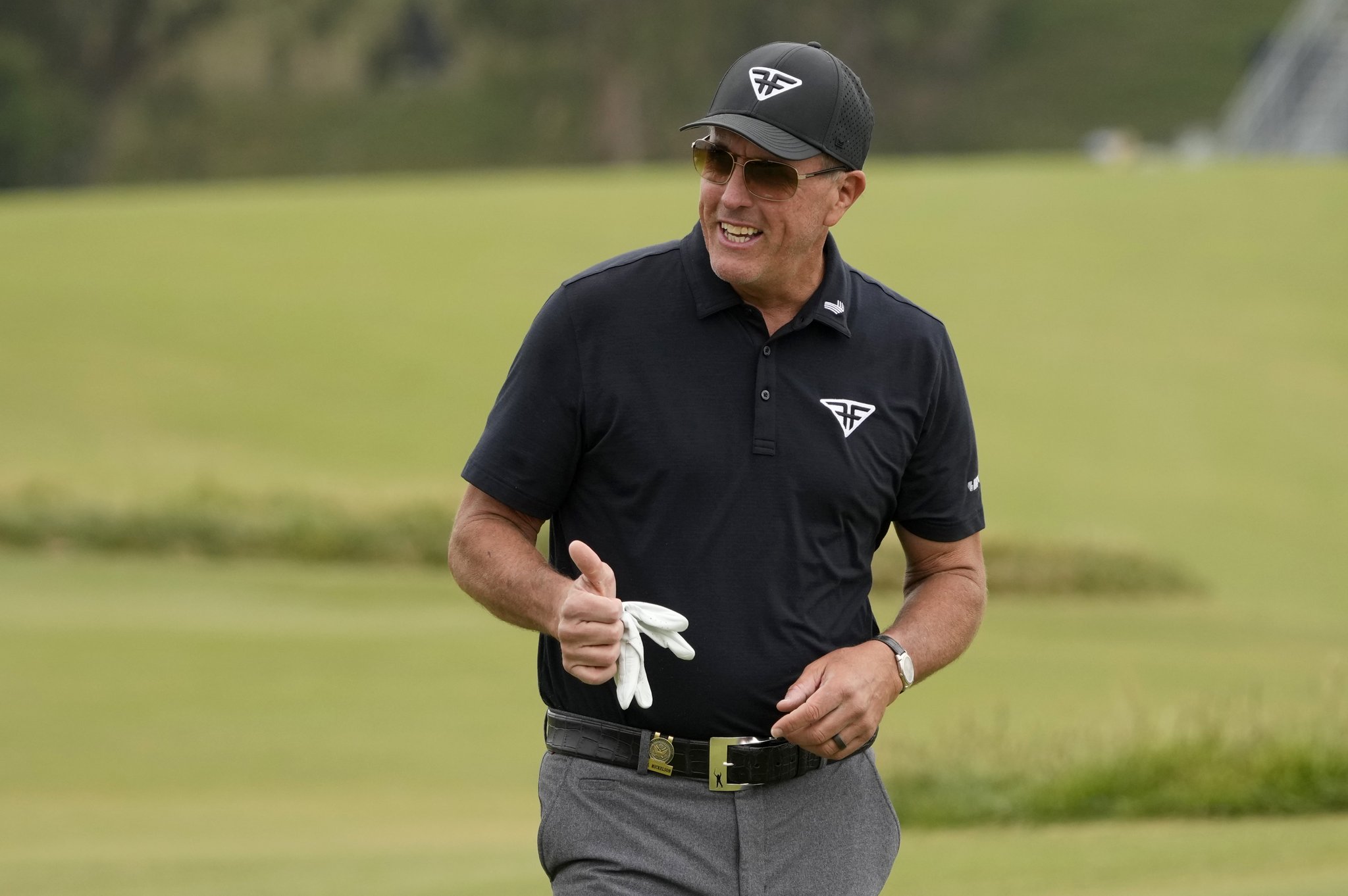 Happy 53rd Birthday Phil Mickelson! 

He\s 150 to 1 to complete the career slam this weekend 