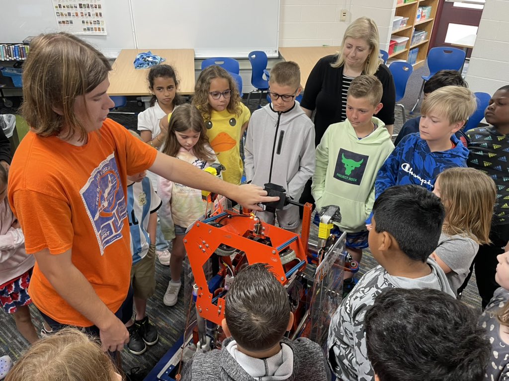 Lightning Robotics FRC862 tweet media