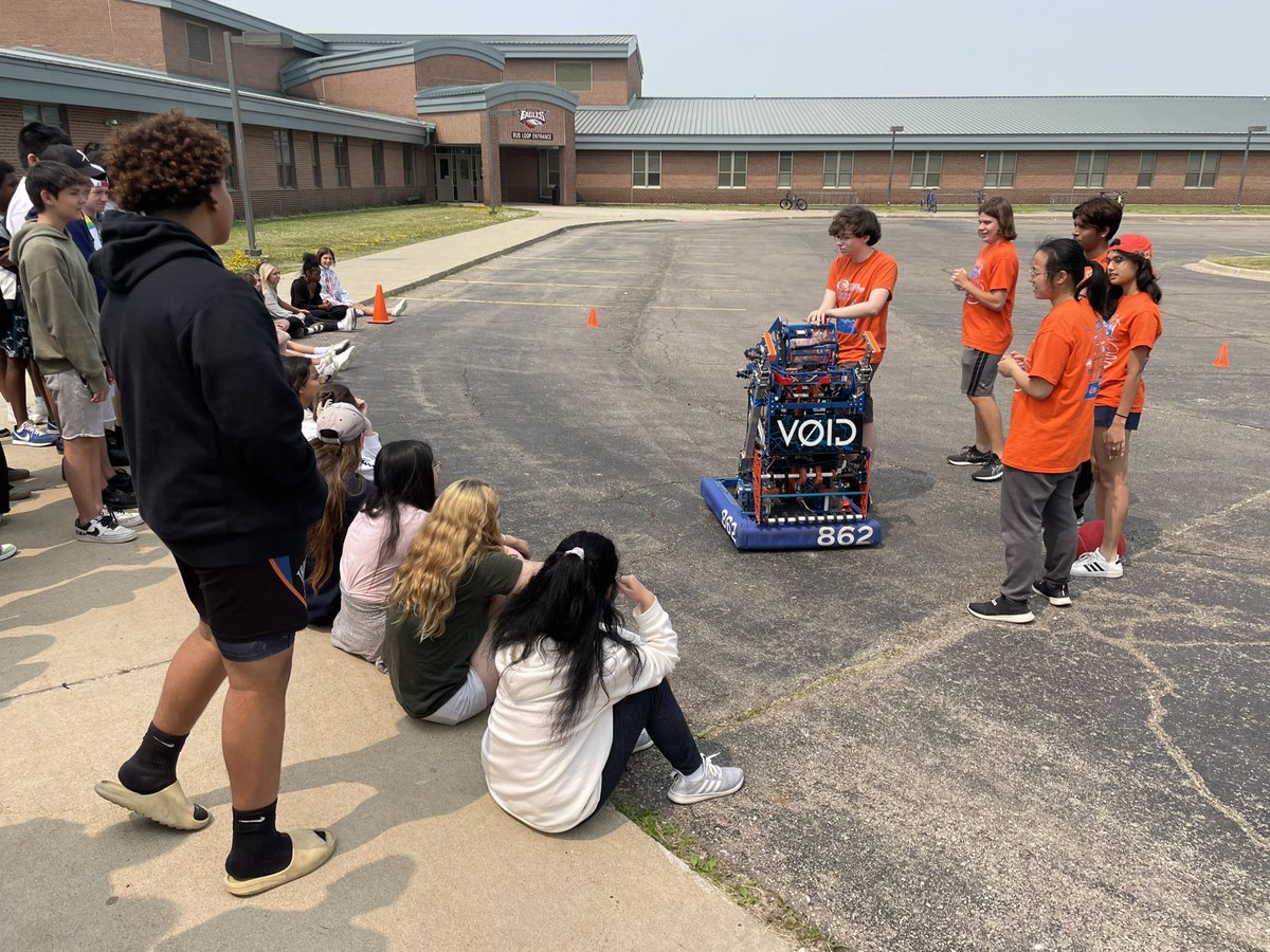 Lightning Robotics FRC862 tweet media