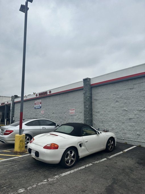 officially sold monica today may god rest her soul😭💕 end of an era https://t.co/pJsrUw7HDn