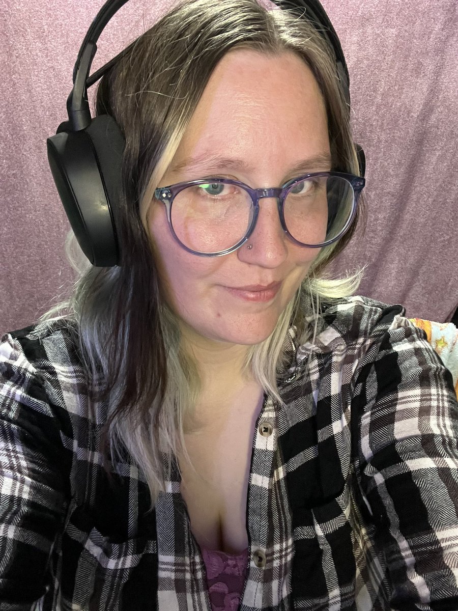 AniBananiChan's tweet image. Ffxiv roulettes and maybe some honkai star rail tonight! Link in comments