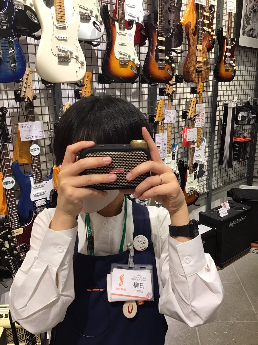shima_gifu's tweet image. 🎸Positive Grid    Spark GO🎸
展示しております⚡️
こんなに小さくて可愛いのにめちゃいい音します🥰
手のひらサイズでカメラみたい📷
腰につけてぶらりギター演奏(？)の旅にも行けますよ！🚶🎸🎵
試奏できますので是非観にきて下さいねー！！！

#Positivegrid #sparkgo #amp #guitar