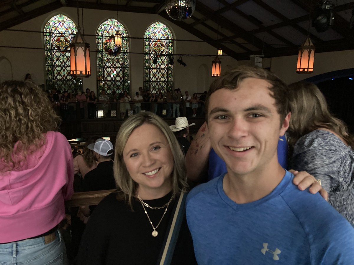 ⁦<a href="/FlatlandCavalry/">Flatland Cavalry</a>⁩ at ⁦<a href="/The_Bluestone/">The Bluestone</a>⁩ makes for a great night.  Too short to see no matter how early we go.