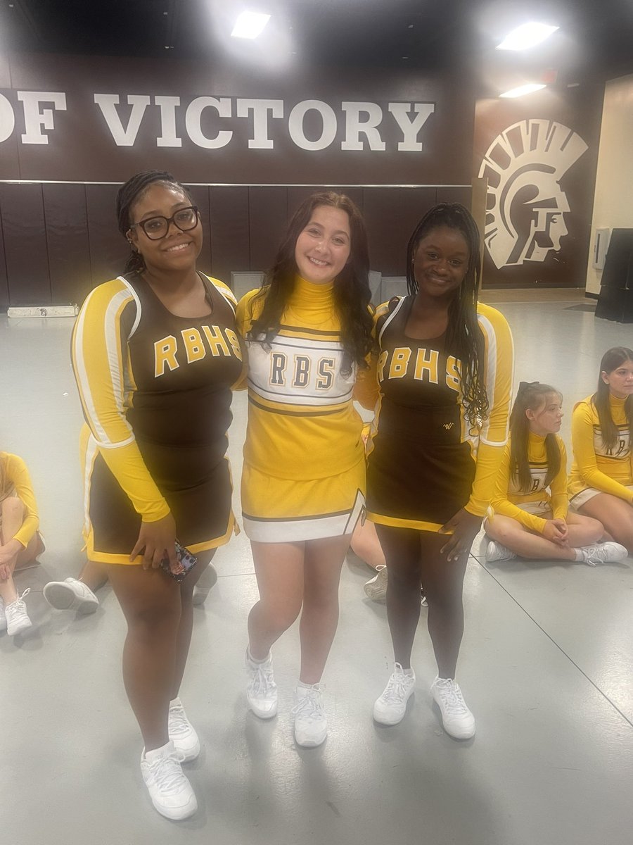 Roger Bacon Cheer tweet media