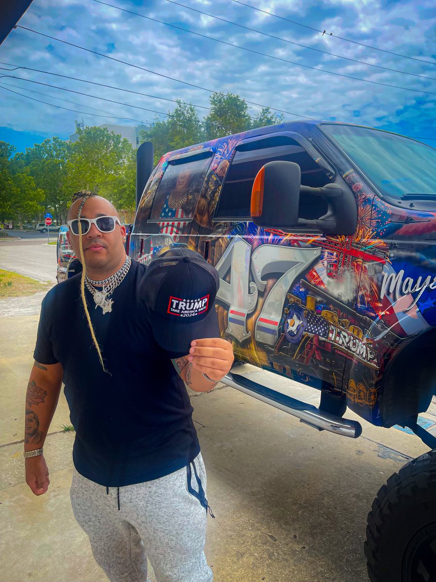 I waited a minute to get in front of this truck! S/O to the mayor of Magaville for pulling up wit this legendary automobile! #forgiatoblow #pistolpackinpatriot #makefloridagreatagain @ForgiatoBlow47