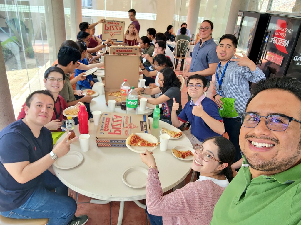 Our group of young scientists is following a very strict diet 🥤🍕 
I'm immensely proud of being part of this team 🇲🇽!! Great stuff is coming up soon!!!
