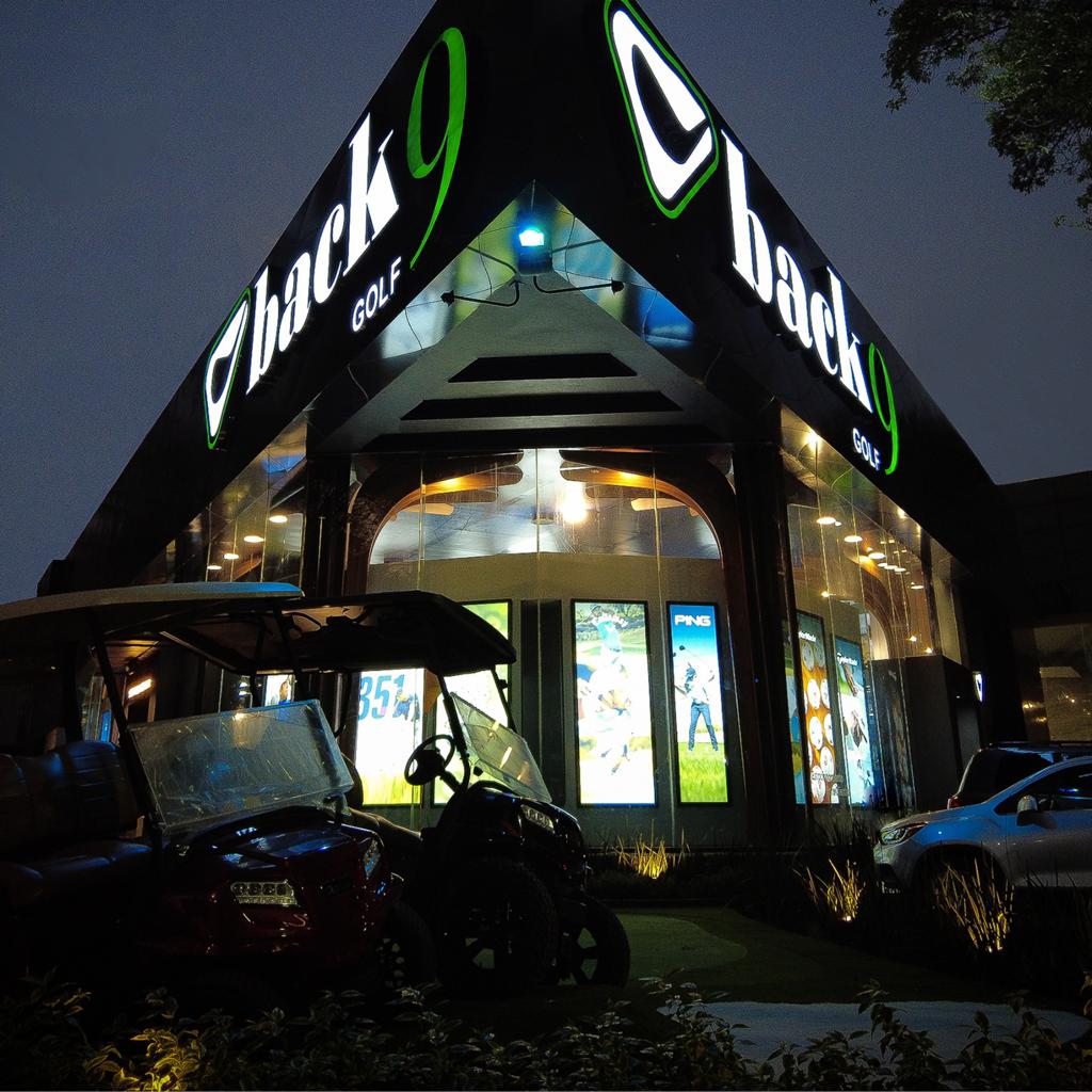 Sigue disfrutando del US Open revisando los mejores productos que solo <a href="/TheBack9Golf/">The Back 9 Golf</a> tiene para ti. Revisa todos los detalles en el siguiente link: back9golf.com.mx