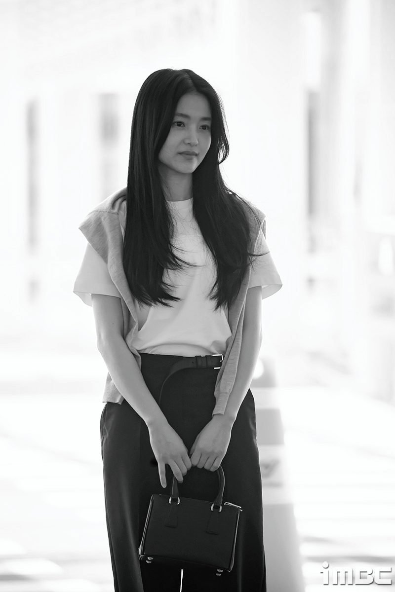 imbcenews's tweet photo. 김태리, 외계로 #김태리 #金泰梨 #KimTaeri [iMBC 직찍]
https://t.co/1haAUI8vbx https://t.co/DM1aAFKzwF