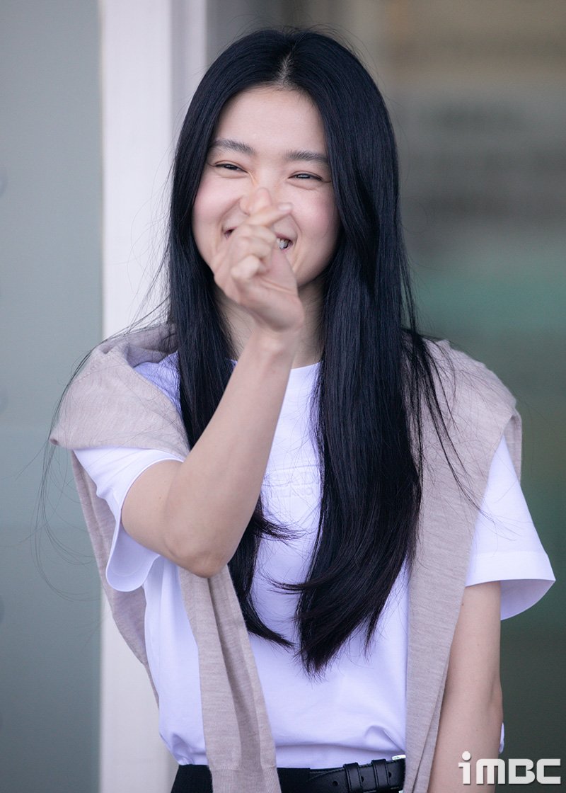 imbcenews's tweet photo. 김태리, 2태리 #김태리 #金泰梨 #KimTaeri [iMBC 직찍]
https://t.co/7NaIVb8Ngw https://t.co/wvPu2vdqxZ