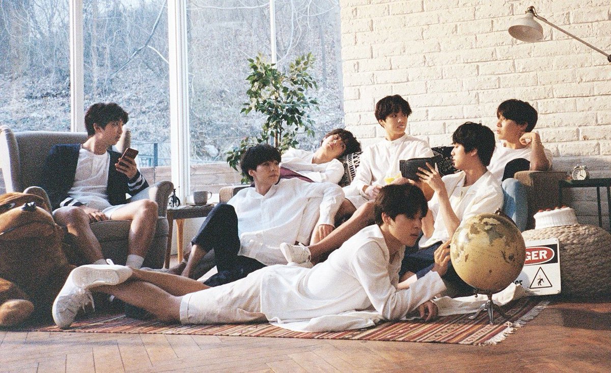 zendaya⁷ BANGTAN OT7😭✊ tweet media