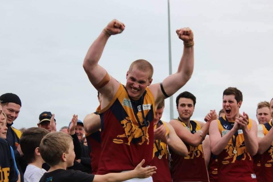 Tomorrow marks 250 games for club legend Jarrod Egglestone. Get down to JP Fawkner Reserve to watch him and the boys take on Kew! <a href="/VAFA_HQ/">VAFA</a>