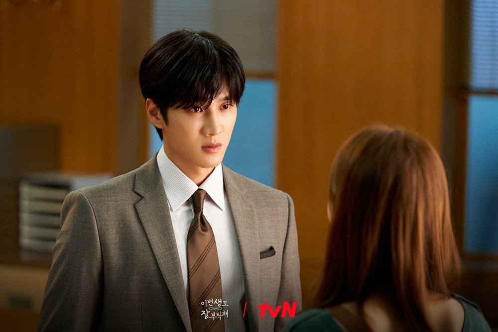 bohyunbr's tweet photo. Quase lá! Novas imagens de #SeeYouInMy19thLife com Ahn Bo Hyun e Shin Hae Sun.

Primeira transmissão em 17 de Junho. 🤎

#안보현 #AhnBoHyun https://t.co/gnX0r2tbwV