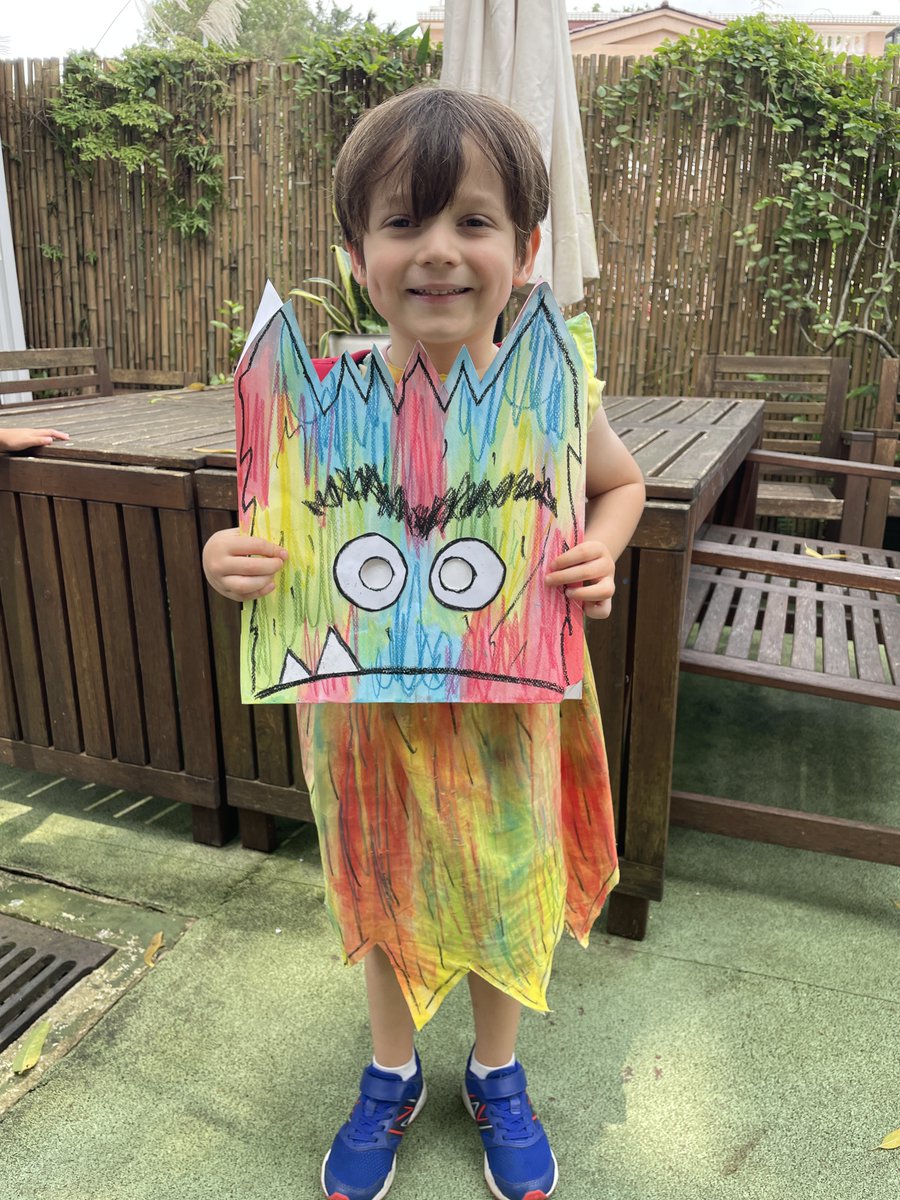 ESFAbacus's tweet photo. So lovely to see the whole community sharing their love of books on our Book Day this year. So much creativity on show! #earlyreaders #welovebooks https://t.co/1JJWLMeu7Y