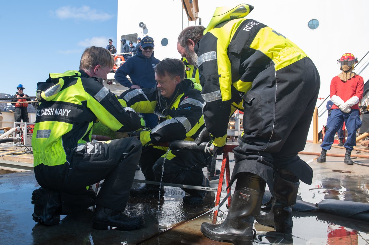 USCGLANTAREA's tweet photo. Ready for anything, together.
The @USCG Cutter Sycamore (WLB 209) crew participates in #Argus23 alongside 🇩🇰 @forsvaretdk and the crew of HDMS Knud Rasmussen (P570), near Nuuk, Greenland.
#StrongerTogether #JACO #HighNorth
@usembdenmark #KalaallitNunaat #USConsulateNuuk https://t.co/B44GVrHzoH