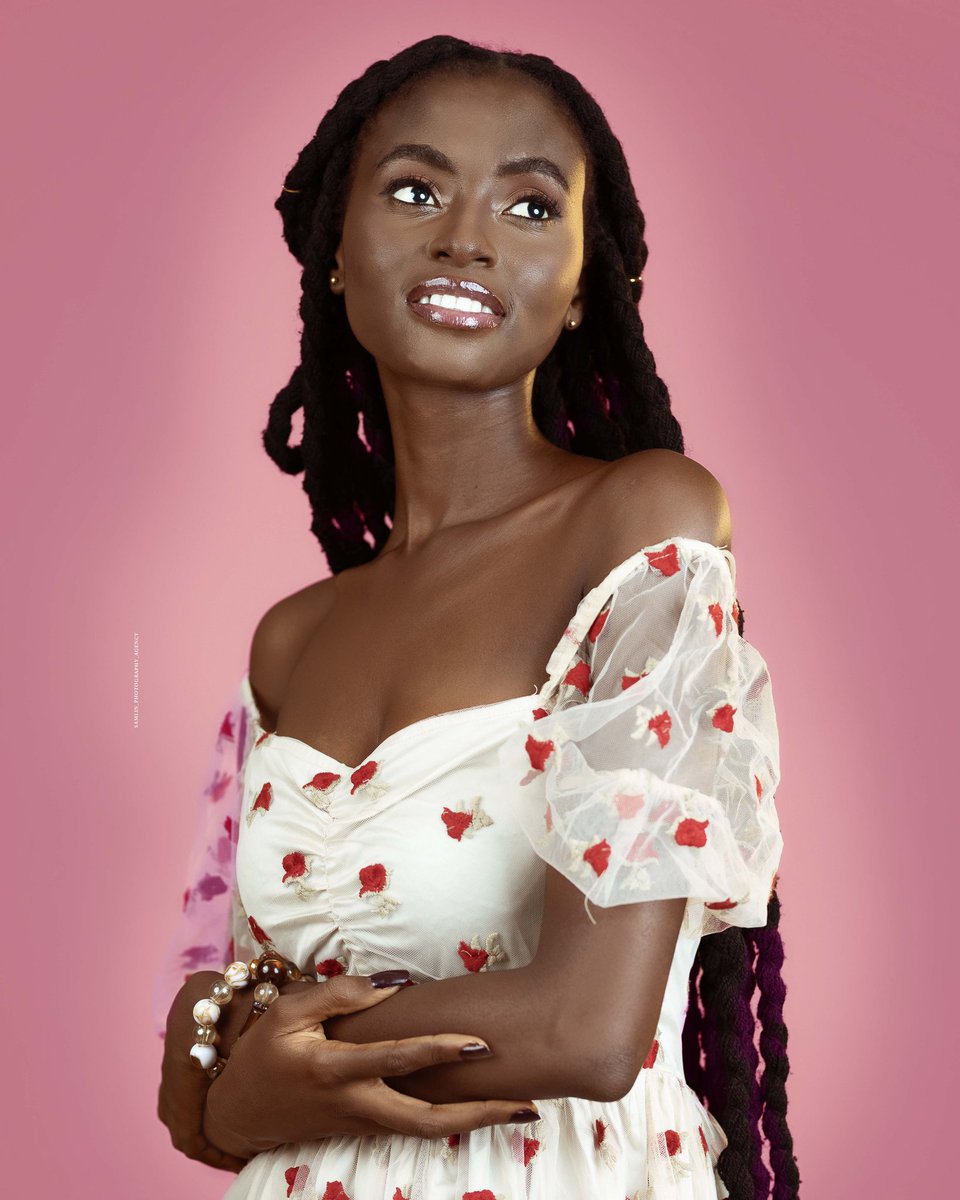 DianaAsante15's tweet photo. ❤️✨Be you
Let your smile come out alive
You are Amazing Just the way you are❤️
#BeautyStrengthyouth #beautifulgirls #beautifulphotography #loveyoyrself❤️ #beyou #internationalmodels #Queen #skincare #chocholatelover🍫 #makeup https://t.co/EMoywXHRoK