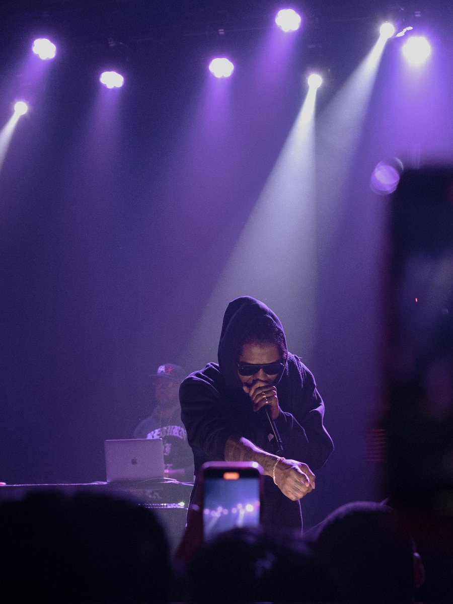 barfobarpodcast's tweet photo. Because I might as well promo myself here too. 
Ab-Soul at The New Parish.
The Intelligent Movement Tour. 
Shot by yours truly: https://t.co/nXAkOfxAxU https://t.co/Tf5m5rdxKS