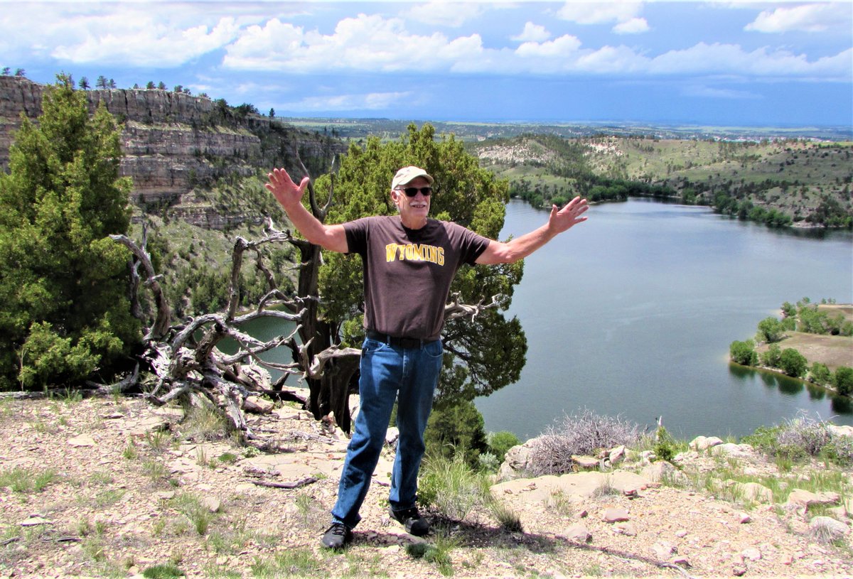 Terrific hiking weather - and who am I to not listen to mother nature. To the top of Knight Mountain in Guernsey State Park today. Summer and lovin' it!
#Wyoming #wyoparks #GuernseyStatePark #walking  #hikingadventures #seniorhealth #photography