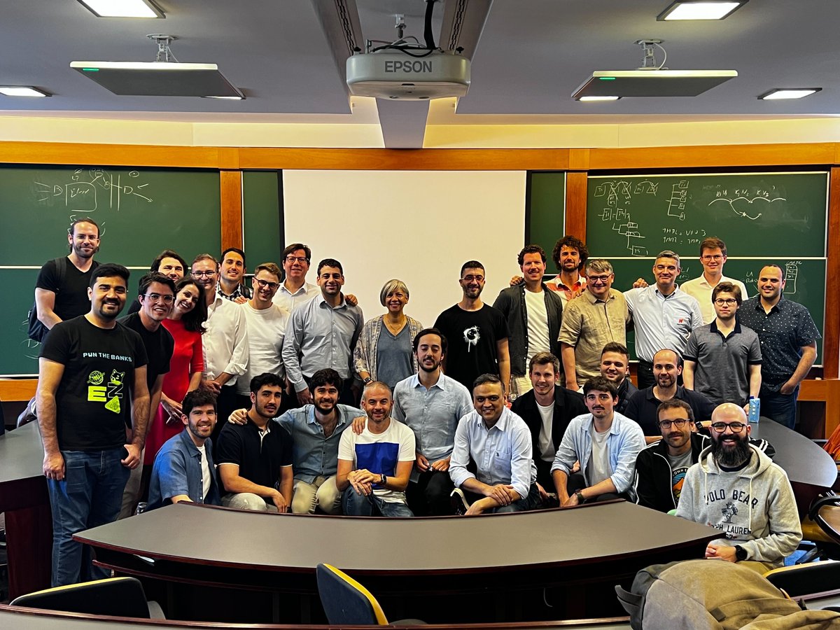 Polygon Labs’ team members hosted a two-day, Polygon zkEVM Workshop in Barcelona to educate partners on technical awareness and understanding of the possibilities ZK tech enables for web3 use cases.

📸 June 14-15, 2023