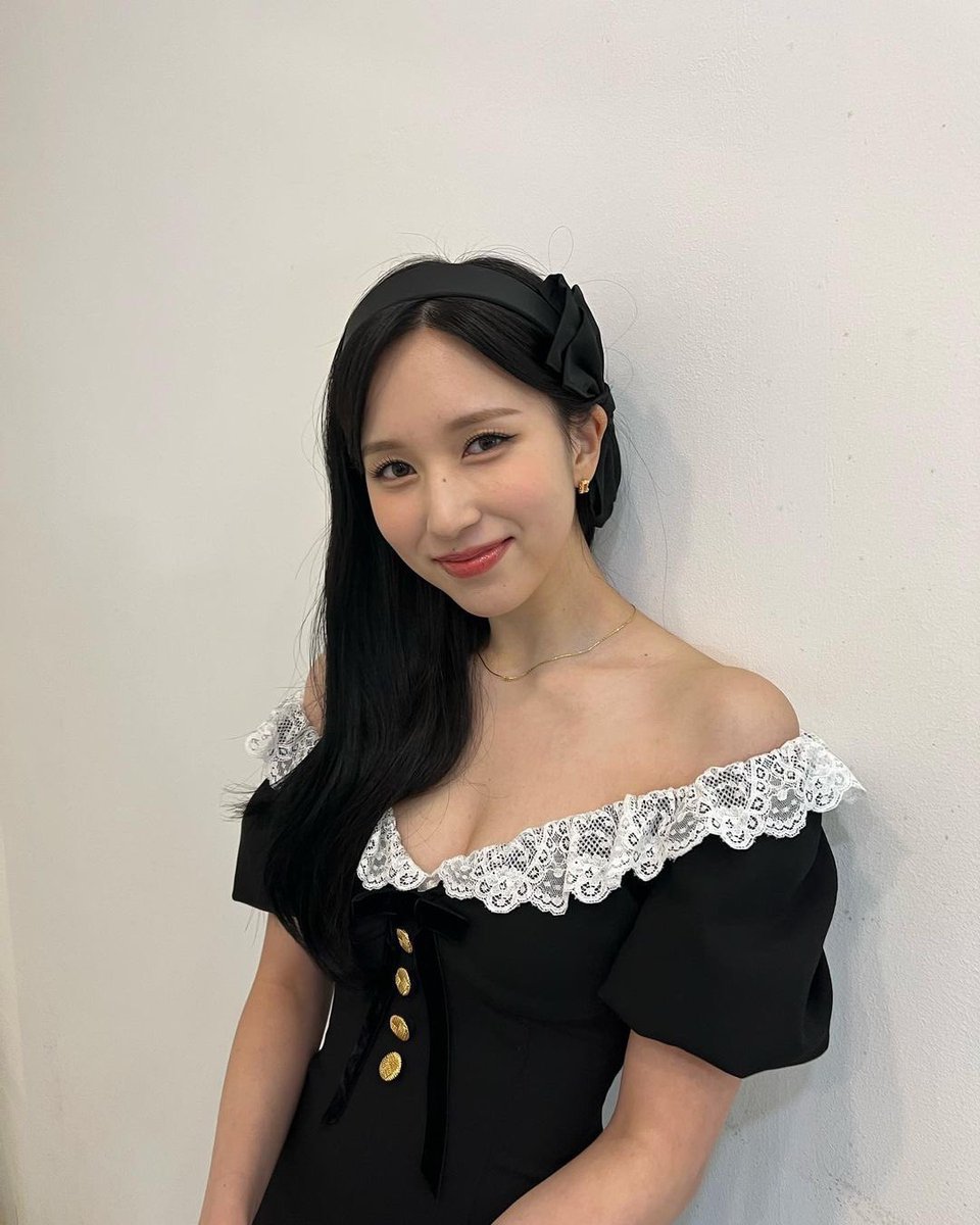 RInaMI49218301's tweet photo. マシュマロで盛り上がり過ぎてて忘れてたけど これ収録曲じゃん、、、、、
タイトル曲への期待値すごい上がった!!!!!
最後のちょっと背中丸いミナちゃんかわいい😭😭😭✨
#TWICE #MINA #MiSaMo #미나 #ミナ
#MASHMALLOW https://t.co/9m5UvZkdAt