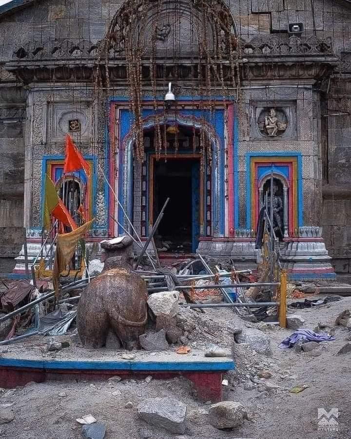 Akashbaba1008's tweet photo. #श्रद्धांजलि

श्री केदारनाथ आपदा की दसवीं बरसी पर श्री केदारनाथ जी के श्री चरणों में विलीन होने वाले सभी #श्रद्धालुओं को भावभीनी #श्रद्धांजलि। #Kedarnath #dham https://t.co/9d1KY7UmeH