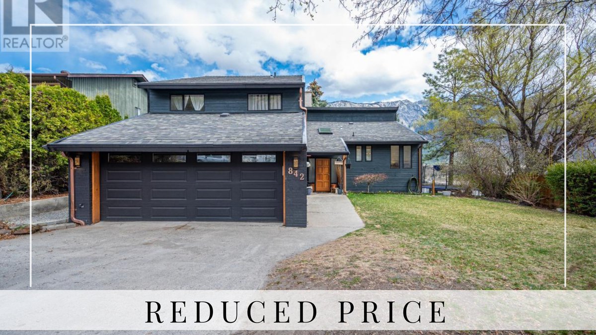 📍 Reduced Price 📍 This recently reduced home at 842 Eagleson Cres in Lillooet won't last long, so, don't wait to set up a showing! Reach out here or at (778) 209-0305 for more information!

Casie Menhinick REALT... homeforsale.at/842_EAGLESON_C…