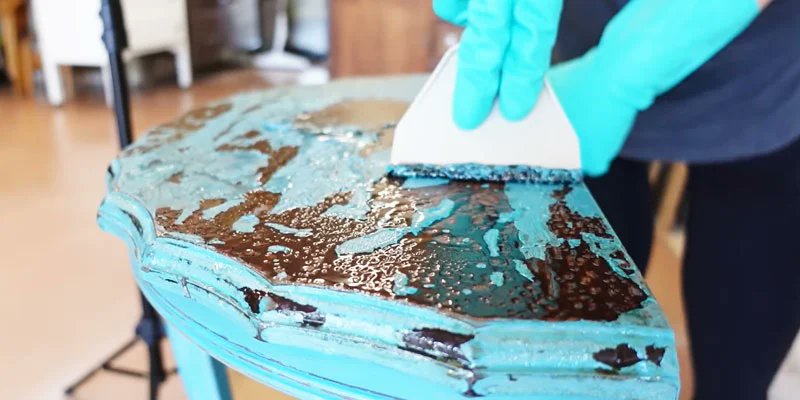 Today I’m going to discuss the most convenient ways to get the best finish removing chalk paint from your wooden furniture.  Let’s learn how to remove chalk paint from wood in different methods with step-by-step instructions.