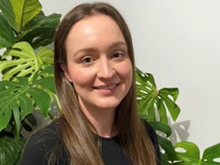 “The de-implementation of grip socks would not only support the health service financially but would also contribute to sustainable practices.”

Meet #MacHSR Fellow Julia Gheller, Physiotherapist at Western Health: ow.ly/kgiy50OQ0Vr

#HealthResearch