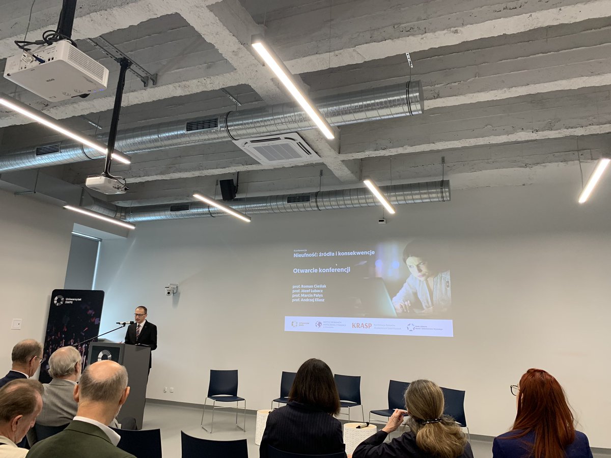 IDegtyarova's tweet photo. Interesting academic debate about #trust and #mustrust, about universities as institutions of public trust, about academic feeedom, integrity and threats in #SWPS University organized by SWPS Rector Roman Cieślak together with @KRASP_pl #RGNiSW #IPWC https://t.co/d8cNUbuEqQ