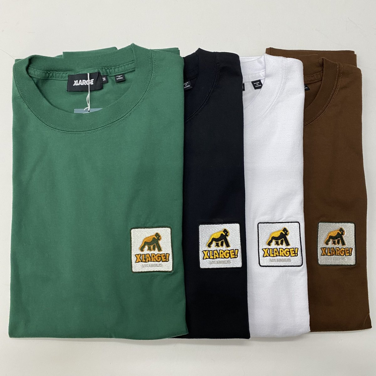 b__flat's tweet photo. 【XLARGE】
Tシャツ入荷❕

人気なデザイン"ウォーキングデッド"
控えめな刺繍ワッペンが胸元に。 https://t.co/mtaWRdJjm2