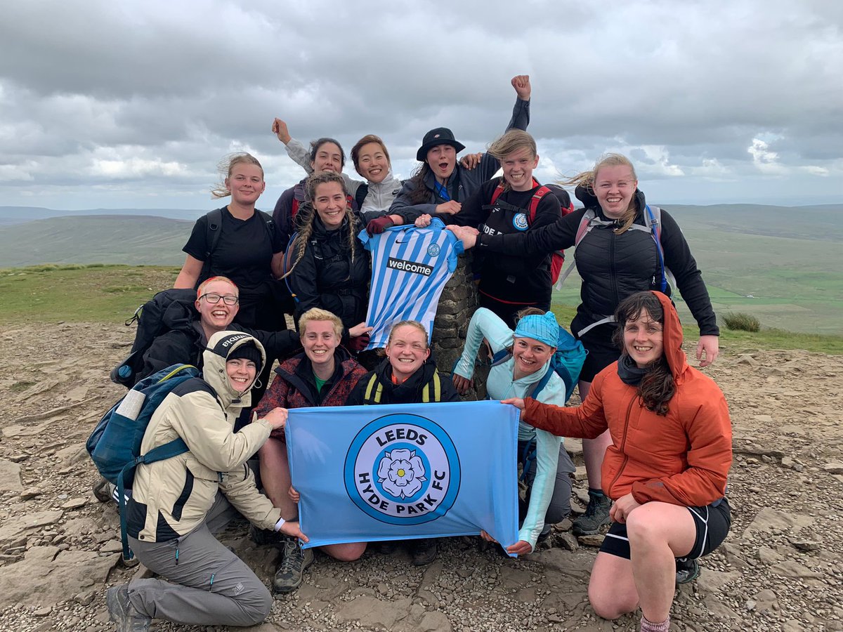 LHPW+FC scale Yorkshire's Three Peaks!! (again) ⬇️🗻🗻 This time, we're raising money for Getaway Girls, a Leeds-based charity focussed on empowering young women and girls! We’d appreciate any donation. Click here >> crowdfunder.co.uk/p/leeds-hyde-p… #leedshydepark #inclusivefootball