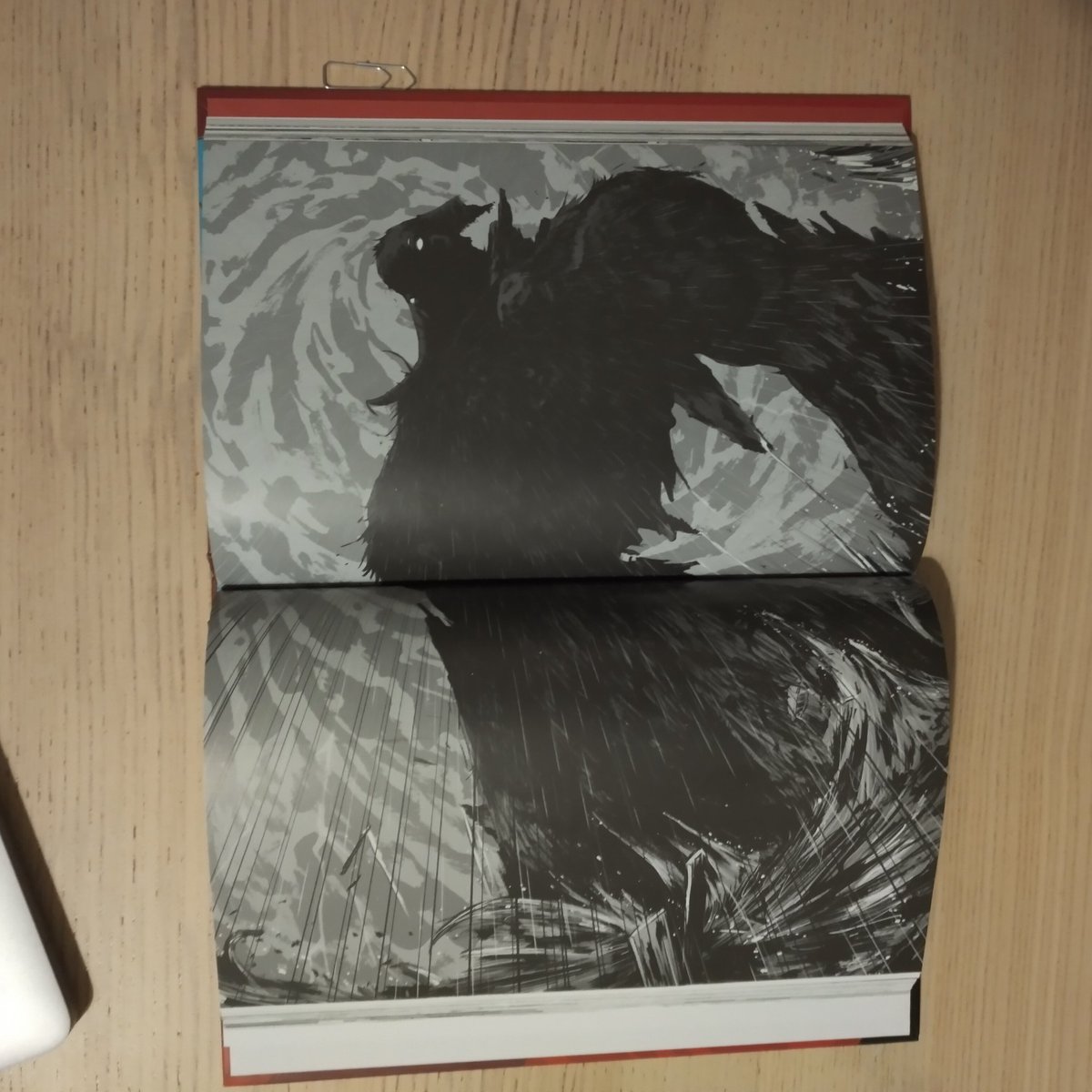 Chihauccilconte's tweet photo. Lately i really connected with "I kill Giants" by @ken_niimura and #joekelly - it's really touching especially if you've been through the situations mentioned in the comic #comics #ikillgiants #kenniimura @Baopublishing https://t.co/N6z2VMPHoO