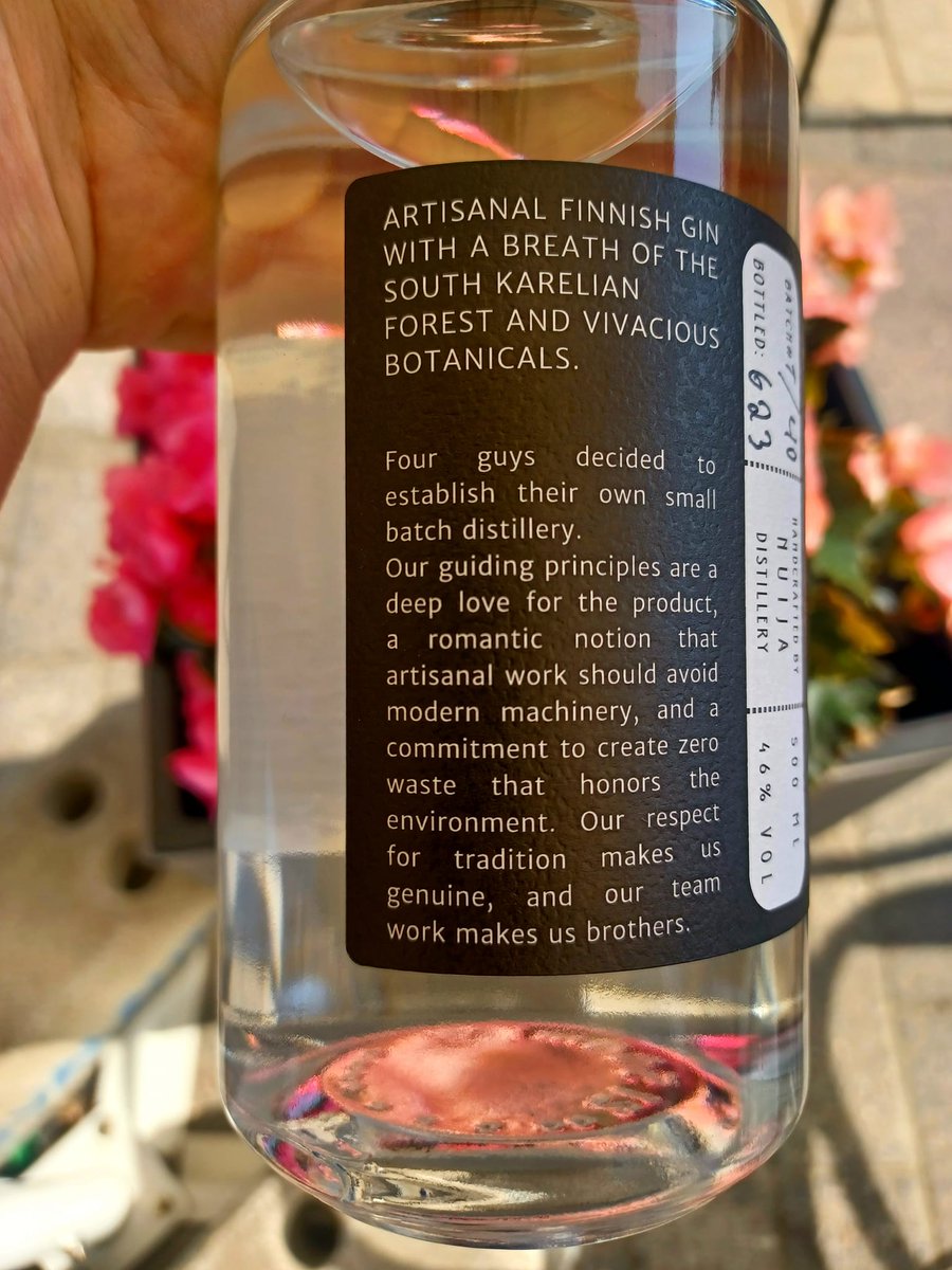 TornyMogren's tweet photo. Pari kaveriani perusti pienimuotoisen tislaamon Etelä-Karjalaan. Tuotetta löytyy jo Lappeenrannan ja Imatran ravintoloista, Alkoon piakkoin ilmeisesti tulossa. Ei kun maistamaan! #artesan #Nuijagin https://t.co/xVVfaRTxOe