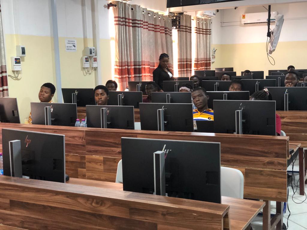 mohammadulawal's tweet photo. This week, the Executive Director of @dagbaniwiki, @Sadike25, and colleagues led the official launch of @KNUSTGH's Wikipedia Club. It was an exciting moment for the participants who had created their Wikipedia accounts and tried their hands at creating articles for the first time https://t.co/IpDXK7u7Kl