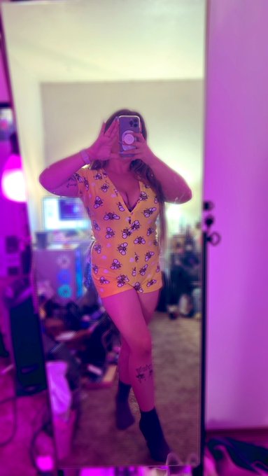 Live @ https://t.co/STL53d6k8g https://t.co/FmYASjOkWL<a href="/tag/onlyfans"class="tags"><span>#onlyfans</span></a>