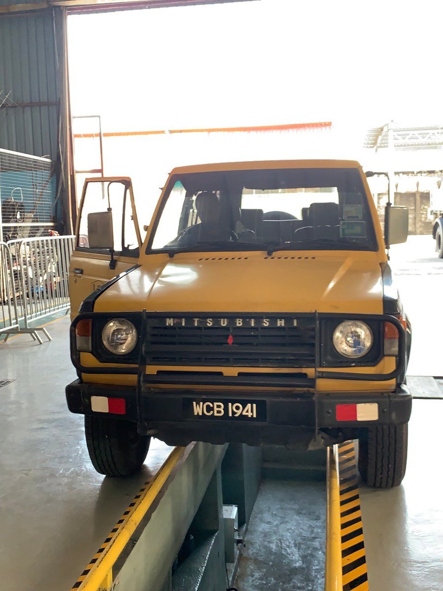 jkrckmintern's tweet photo. Rabu 7/6/2023

- Melakukan ujian VTL bagi kenderaan Jabatan Kimia
- Memeriksa kenderaan Jkr setelah dibaik pulih ( leaking in gearbox)
@EnCiK_JM1
@JKRCKMKedah
#internfebjun2023 
#ckmkedah https://t.co/eWnxf0GjCy