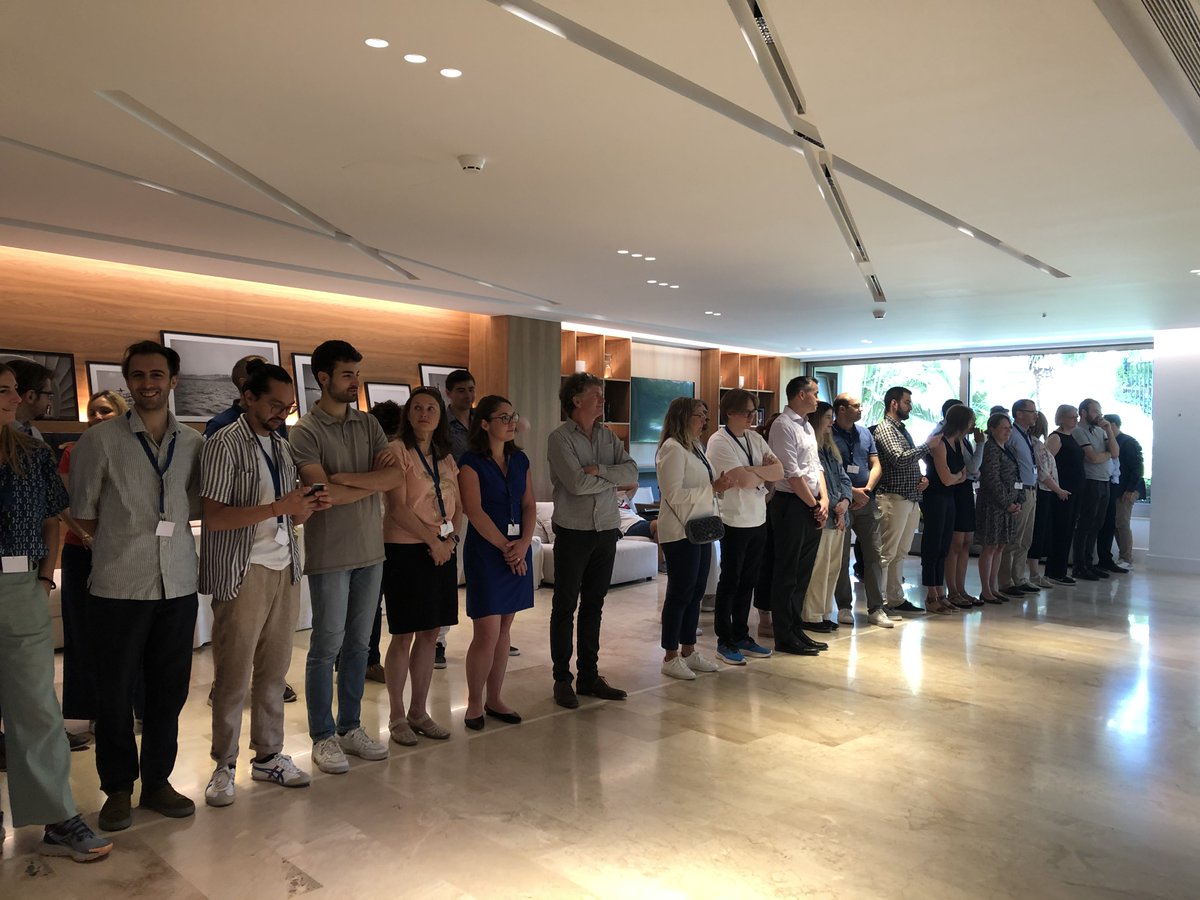 𝙎𝙤, it begins😎

Last week, the #ELABORATORproject officially kicked off in Athens, Greece! 🇬🇷

Our 38 partners came together to share expertise and jumpstart the activities for inclusive and sustainable #ClimateNeutralCities 🤝🍃🏙

Read more here➡️buff.ly/3qIruQJ