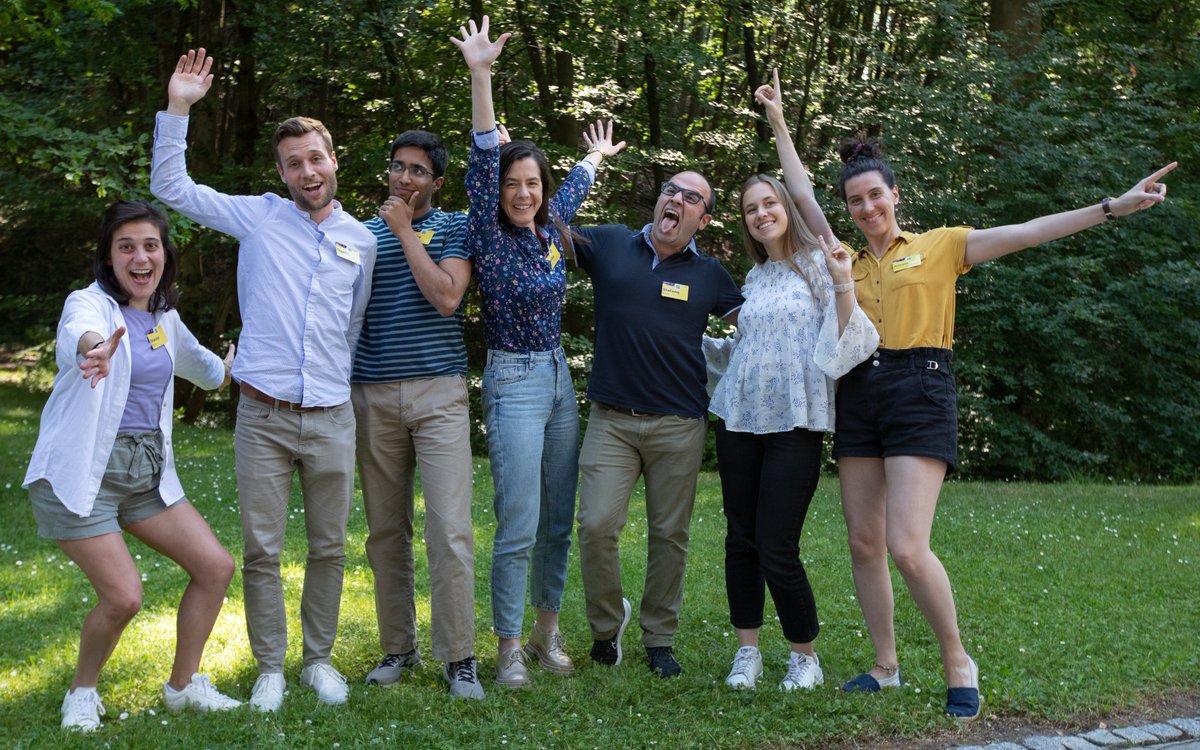 Team Neuroscience and Immunology just introduces its project “MannChor”, a treatment for Lupus nephritis. Go, team for the #InnoCup23!
<a href="/AmaiaDB/">Amaia Dubois</a> <a href="/stefano_suzzi/">Stefano Suzzi</a> <a href="/institutpasteur/">Institut Pasteur, since 1887</a> <a href="/BelgradeUni/">Belgrade University</a> <a href="/UniLuebeck/">Universität Lübeck</a> 
#science #innovation #research #phdstudent
merckgroup.com/en/research/op…