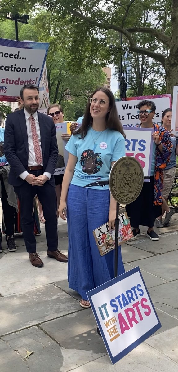 Cultural Hero Kimberly Olsen of the Ny Arts in Education Roundtable charms a crowd of teaching artists, art lovers, cool politicians and culture workers who rallied in front of City Hall to advocate for Arts Education in NY public schools. #art #itstartswiththearts @nycaier