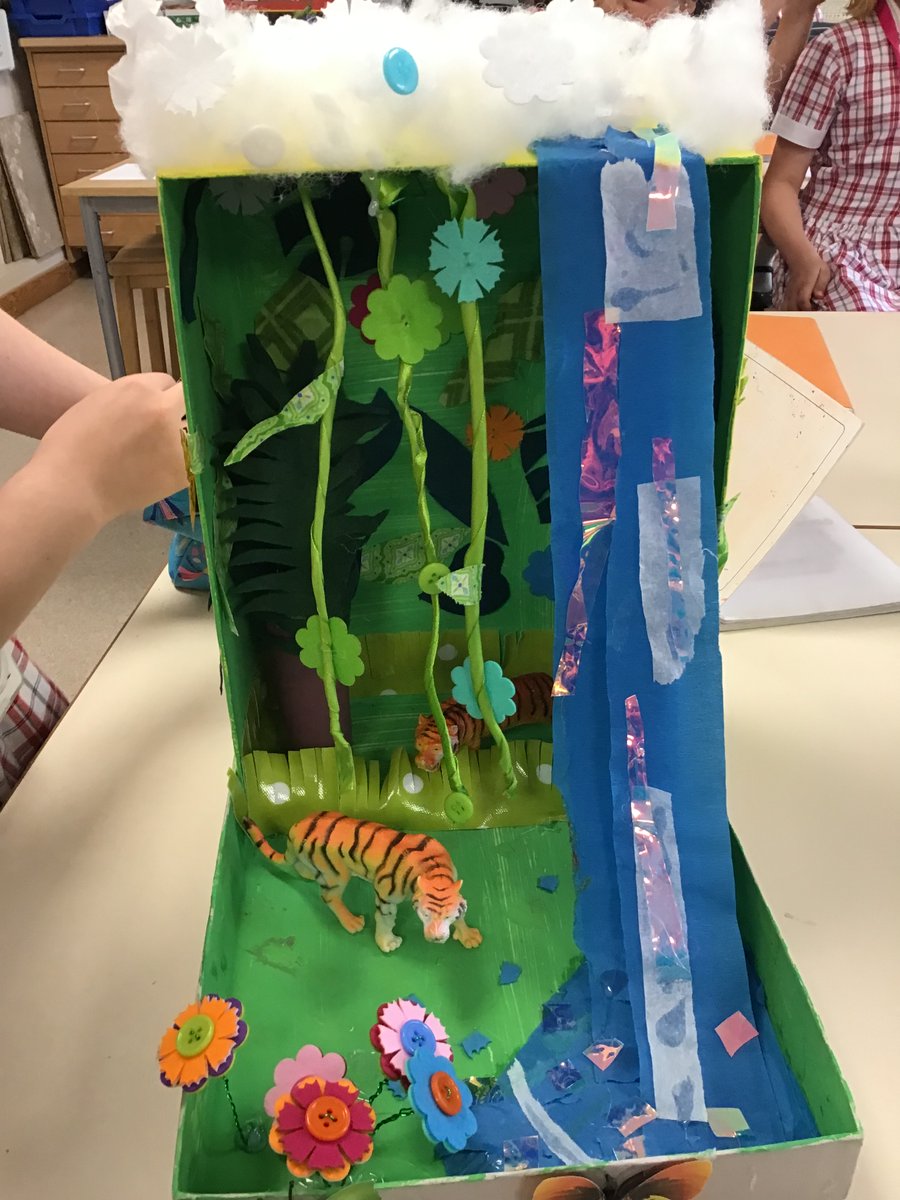 PipersPrep's tweet photo. Diorama of a habitat by #PipersYear4 for #PipersScience https://t.co/ae4zHL1MwU