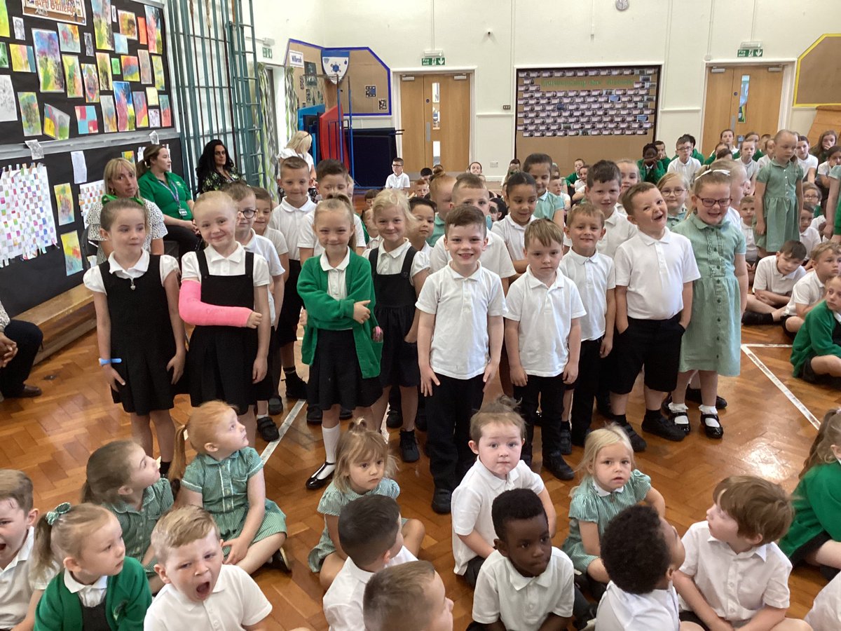 CaldiPrimary's tweet image. 🌟💚A huge congratulations to our 🌟 5 Star Learners 🌟 this week. You certainly have started our final half term in the most remarkable way! #pushingourlimits #proud @AETAcademies @CNicholson_Edu @MbroCouncil @vianclark 💚🌟