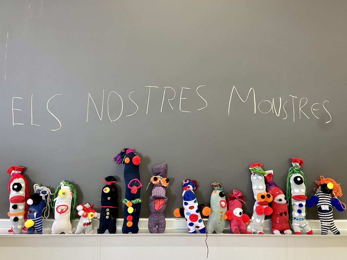 Escola Vall-llobrega tweet media