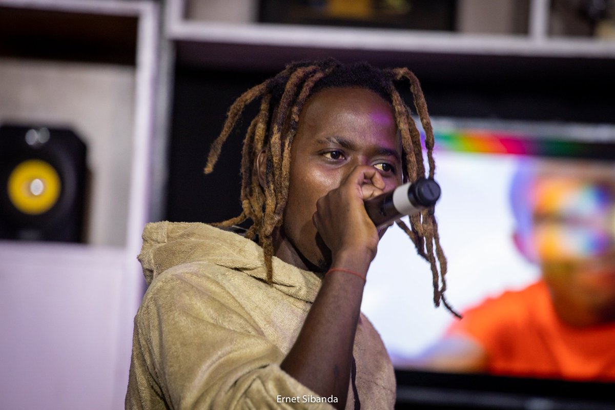 Msizkay's tweet photo. Big #shoutout and thank you to @CTL_I for the support on the #IndluKaMrapper Campaign Concert 🏠🎤🎵🙏🏽 https://t.co/6E99NQWuLL
