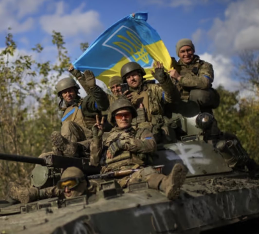 Jessica Berlin (@berlin_bridge) on Twitter photo The counteroffensive is just beginning. Itโll be long & bloody. Victory will come at a high price, made all the higher by Western aid dithering & delays. But victory will come, with your help. Keep the pressure on your politicians & media. Keep donating & mobilizing for #Ukraine The counteroffensive is just beginning. Itโll be long & bloody. Victory will come at a high price, made all the higher by Western aid dithering & delays. But victory will come, with your help. Keep the pressure on your politicians & media. Keep donating & mobilizing for #Ukraine